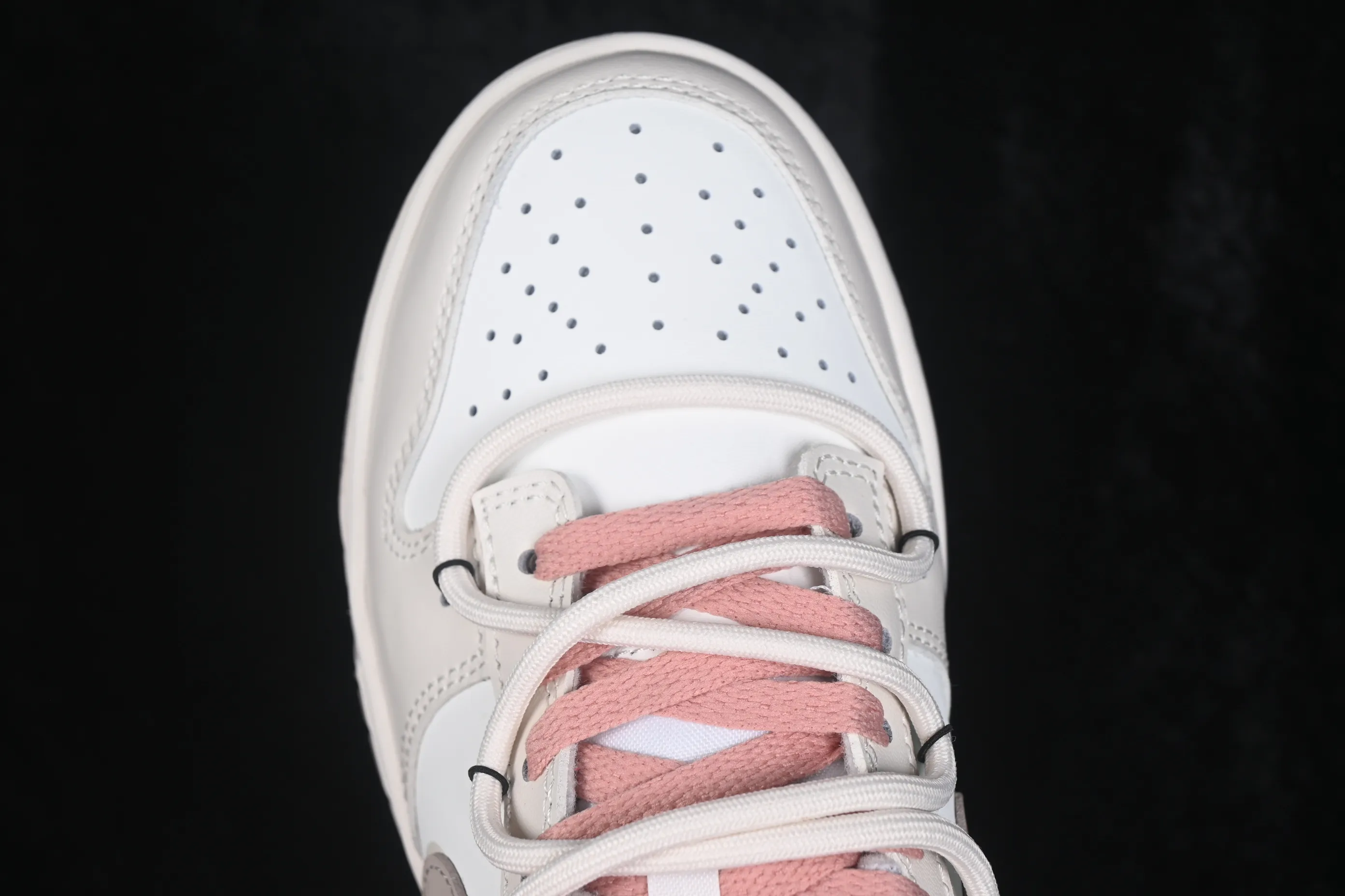 All categories Nk SB Dunk Series Nk SB Dunk Low High-end customized low-top sneakers Nike SB Dunk Low Strappy low-top casual skateboard shoes PG0510-057